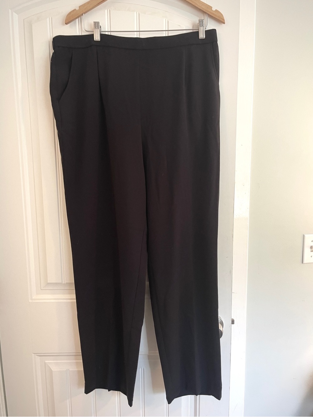 Black Women's Dress Pants - Classic Straight Leg